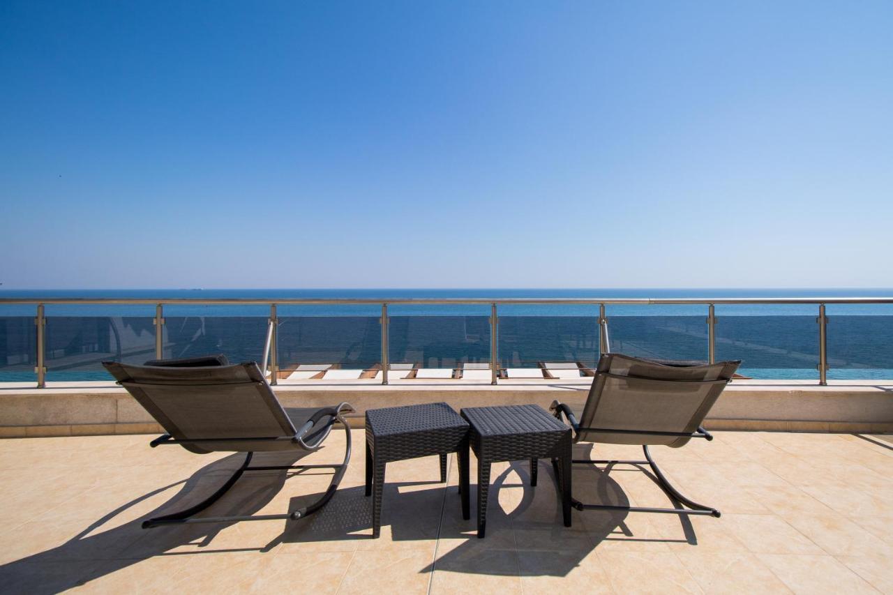 Penthouse At White Cliffs Apartamento Byala  Exterior foto