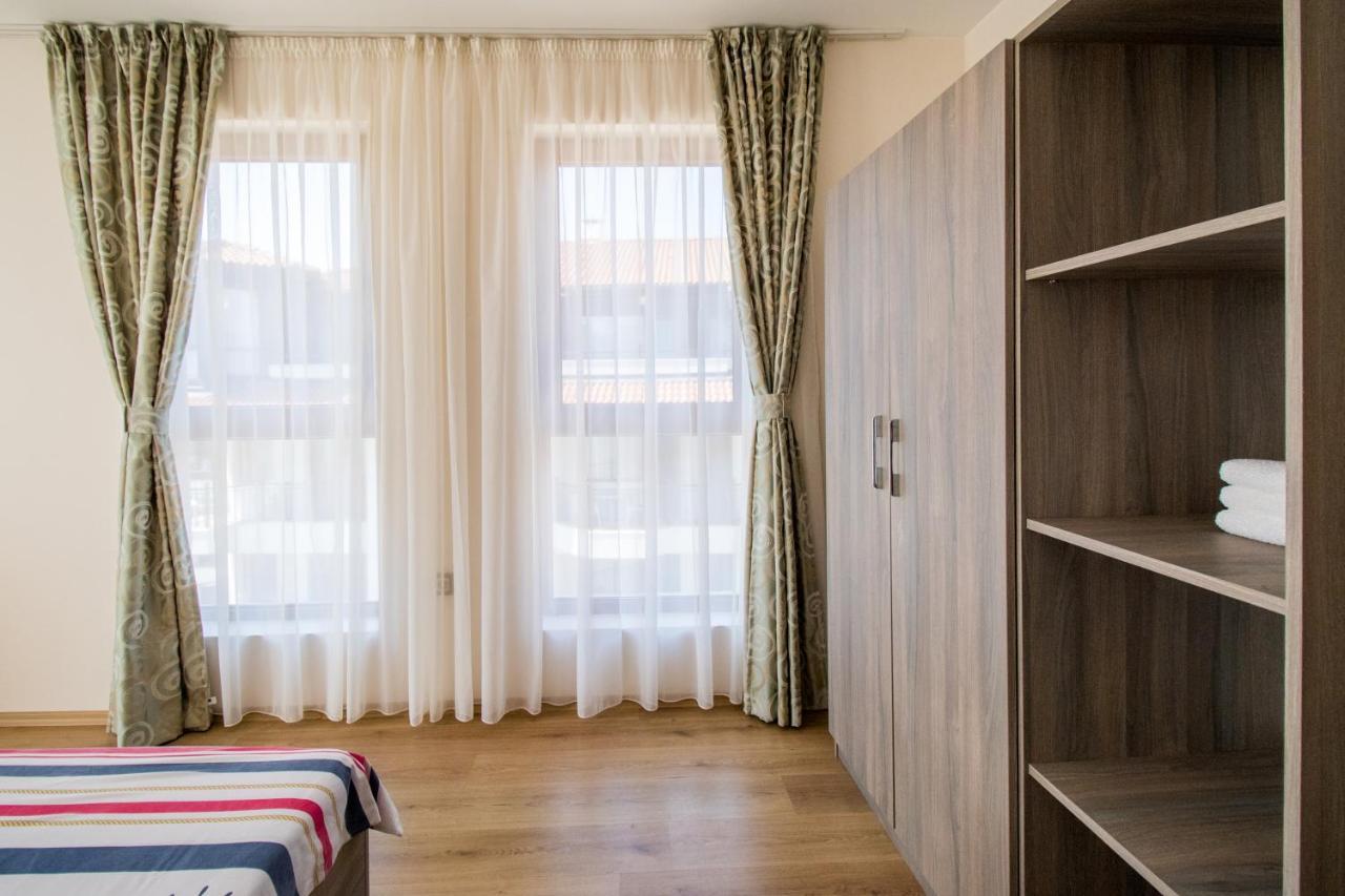 Penthouse At White Cliffs Apartamento Byala  Exterior foto