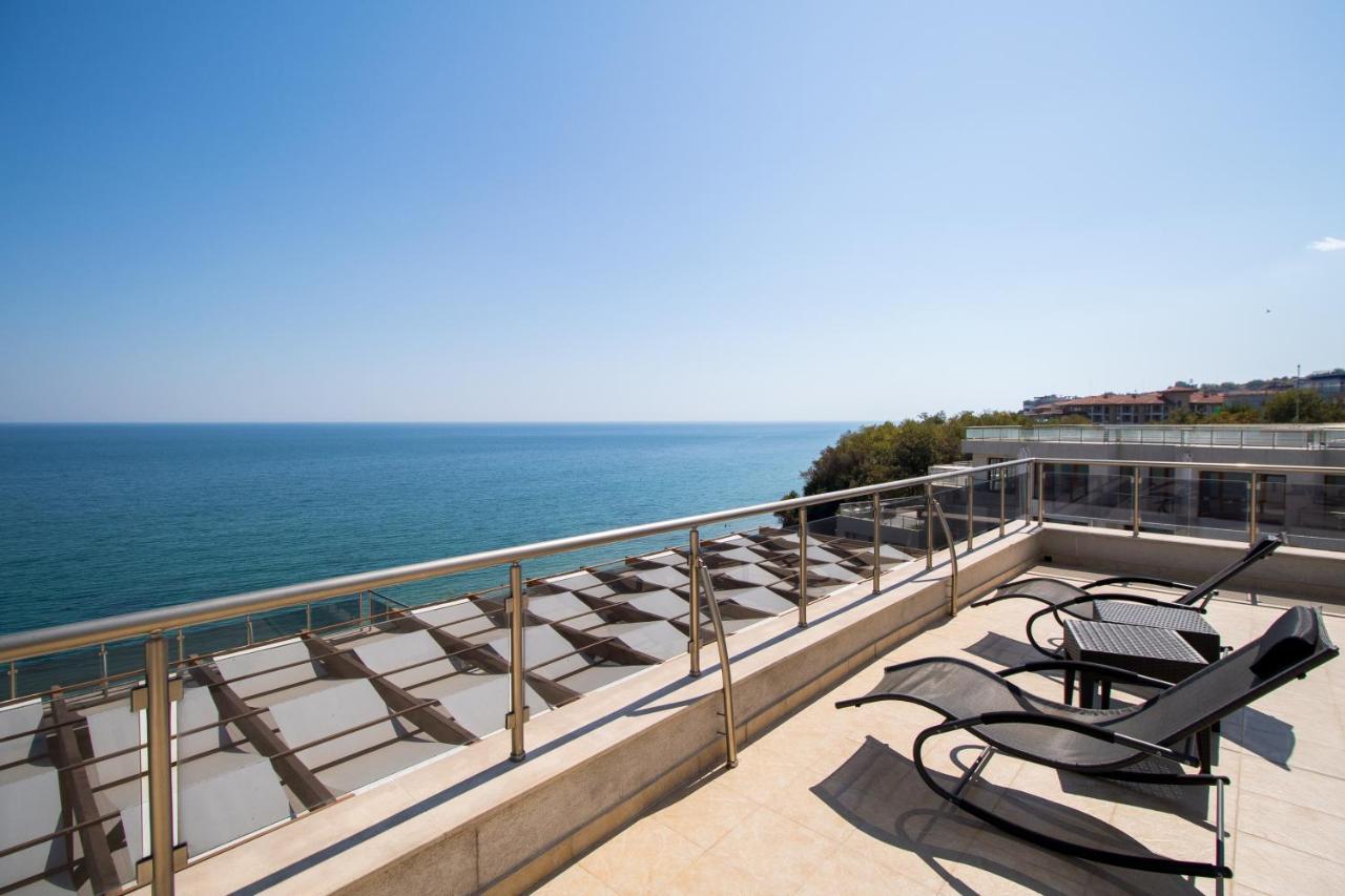 Penthouse At White Cliffs Apartamento Byala  Exterior foto