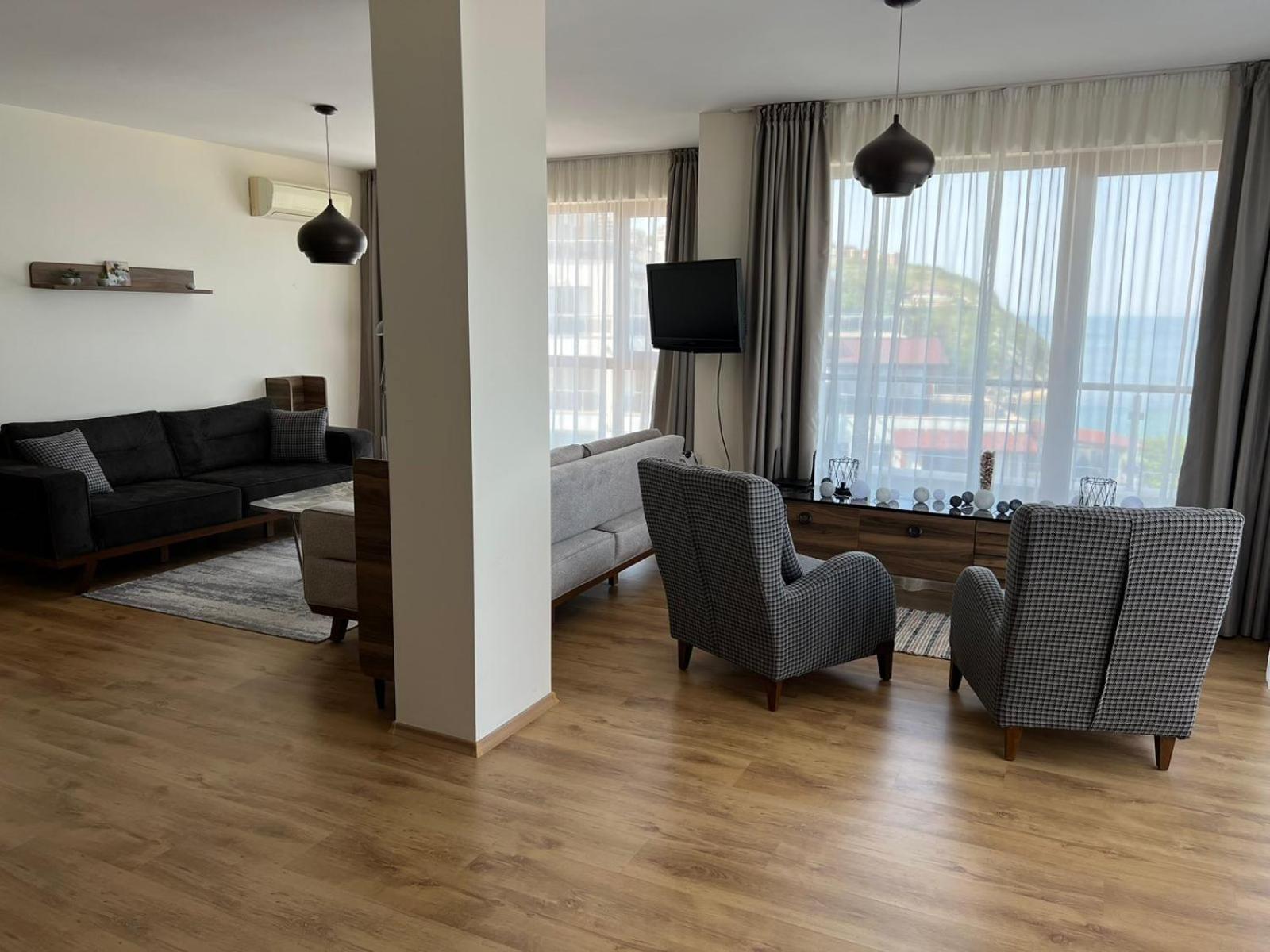 Penthouse At White Cliffs Apartamento Byala  Exterior foto