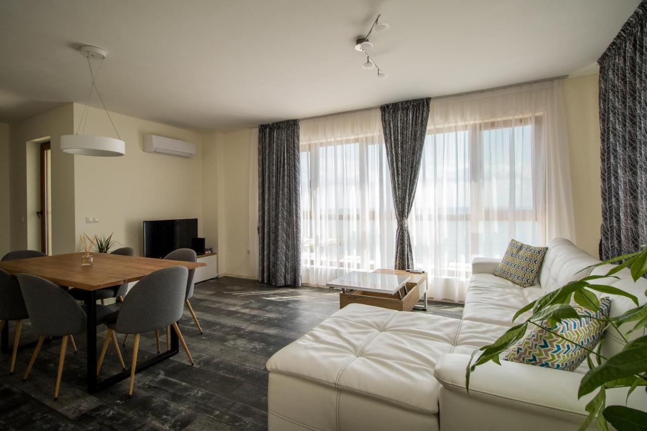 Penthouse At White Cliffs Apartamento Byala  Exterior foto