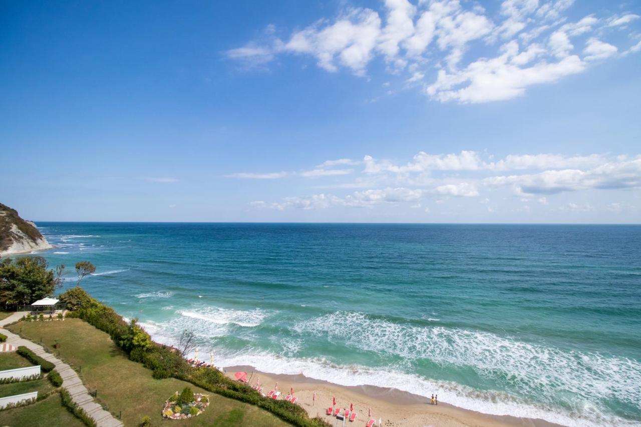 Penthouse At White Cliffs Apartamento Byala  Exterior foto